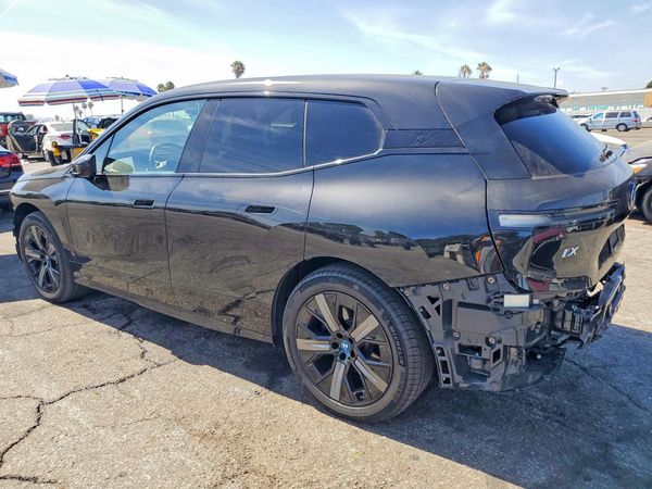 2024 BMW IX xDrive50