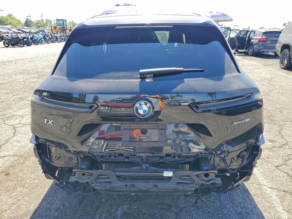 2024 BMW IX xDrive50