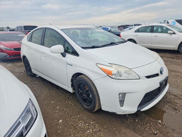 2012 TOYOTA PRIUS — Passenger 3/4