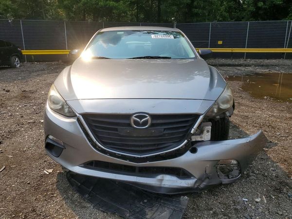 2015 MAZDA 3