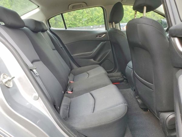 2015 MAZDA 3