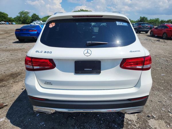2018 MERCEDES-BENZ GLC