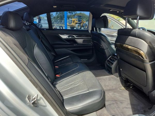 2017 BMW 740 xDrive