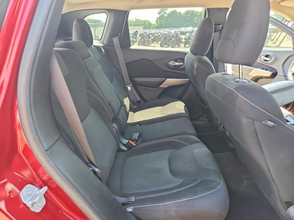 2017 JEEP CHEROKEE LATITUDE FWD
