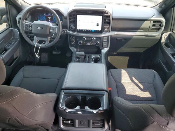 2025 FORD F150 XLT