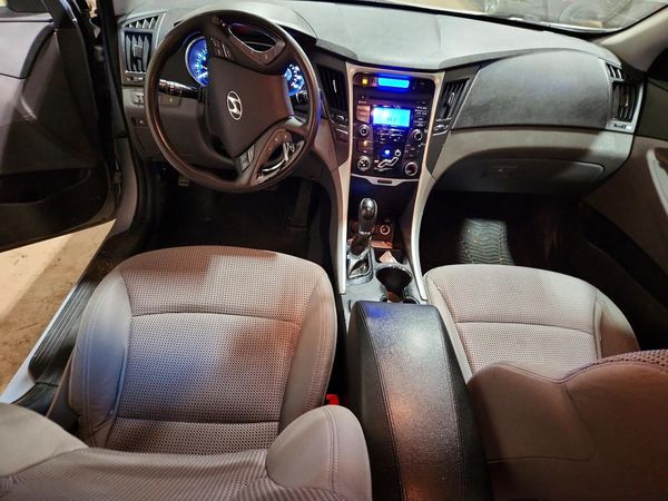 2013 HYUNDAI SONATA GLS/ GLS Popular