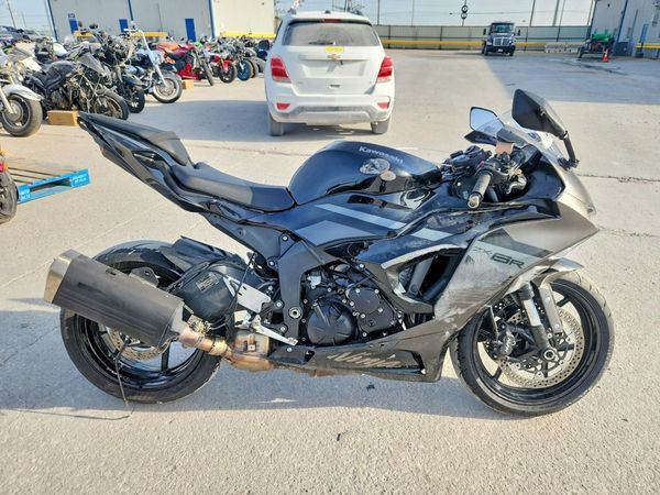 2026 KAWASAKI ZX636
