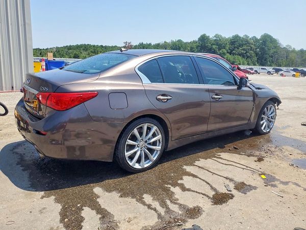 2014 INFINITI Q50