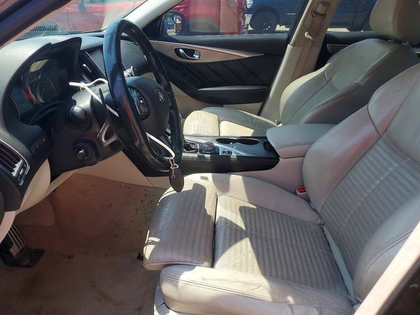 2014 INFINITI Q50