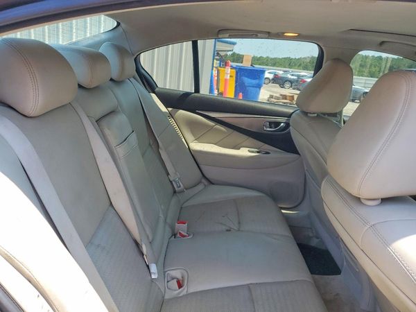 2014 INFINITI Q50