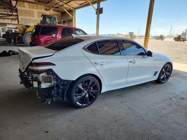 2023 GENESIS G70