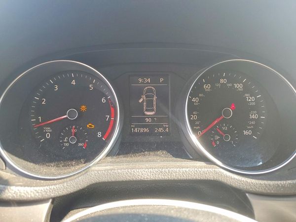 2017 VOLKSWAGEN PASSAT