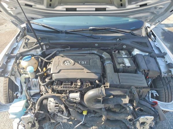 2017 VOLKSWAGEN PASSAT