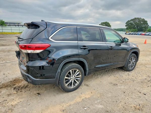 2018 TOYOTA HIGHLANDER SE/XLE
