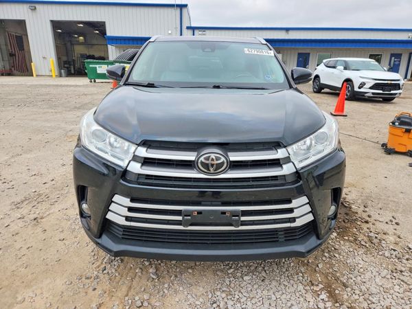 2018 TOYOTA HIGHLANDER SE/XLE