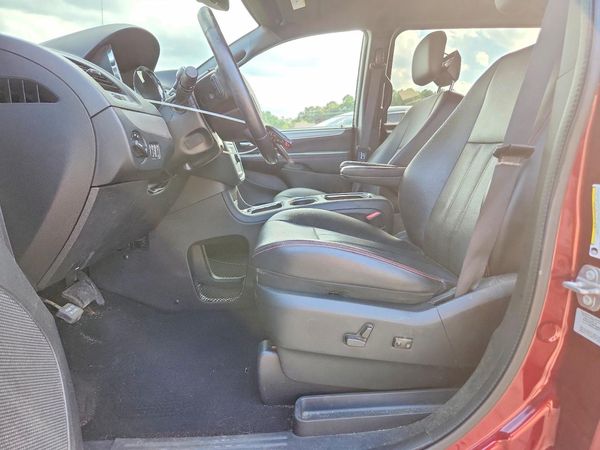 2017 DODGE GRAND CARAVAN GT