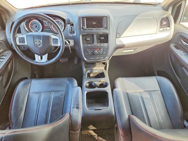 2017 DODGE GRAND CARAVAN GT