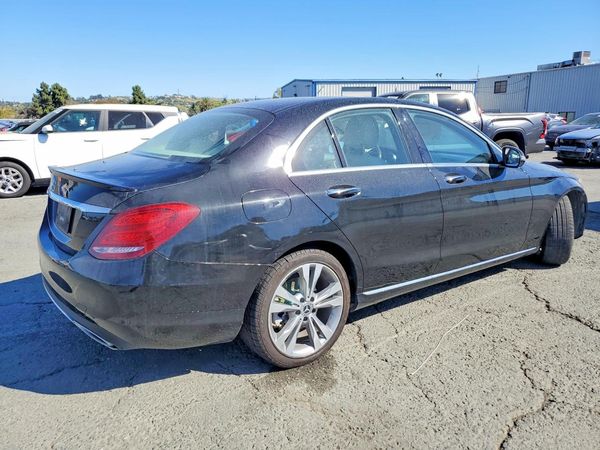 2018 MERCEDES-BENZ C C300