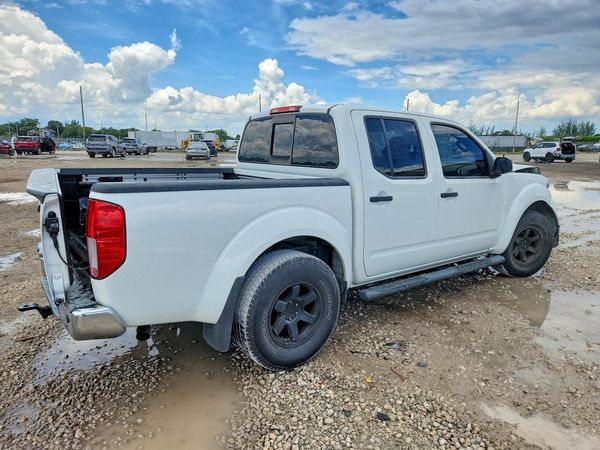 2019 NISSAN FRONTIER