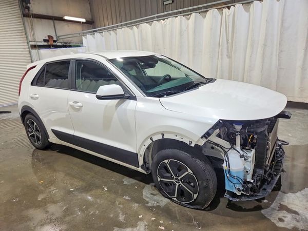 2026 KIA NIRO LX