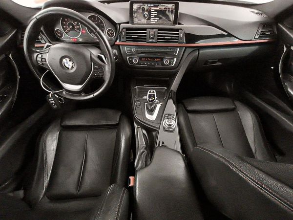 2012 BMW 328 SA