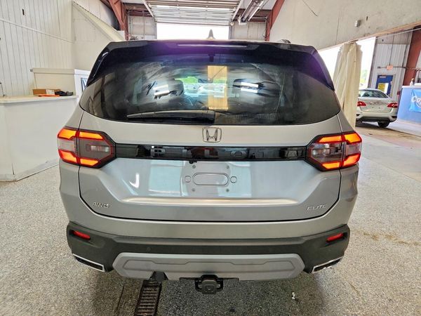 2025 HONDA PILOT ELITE, ELITE HPD