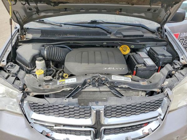 2014 DODGE GRAND CARAVAN SE