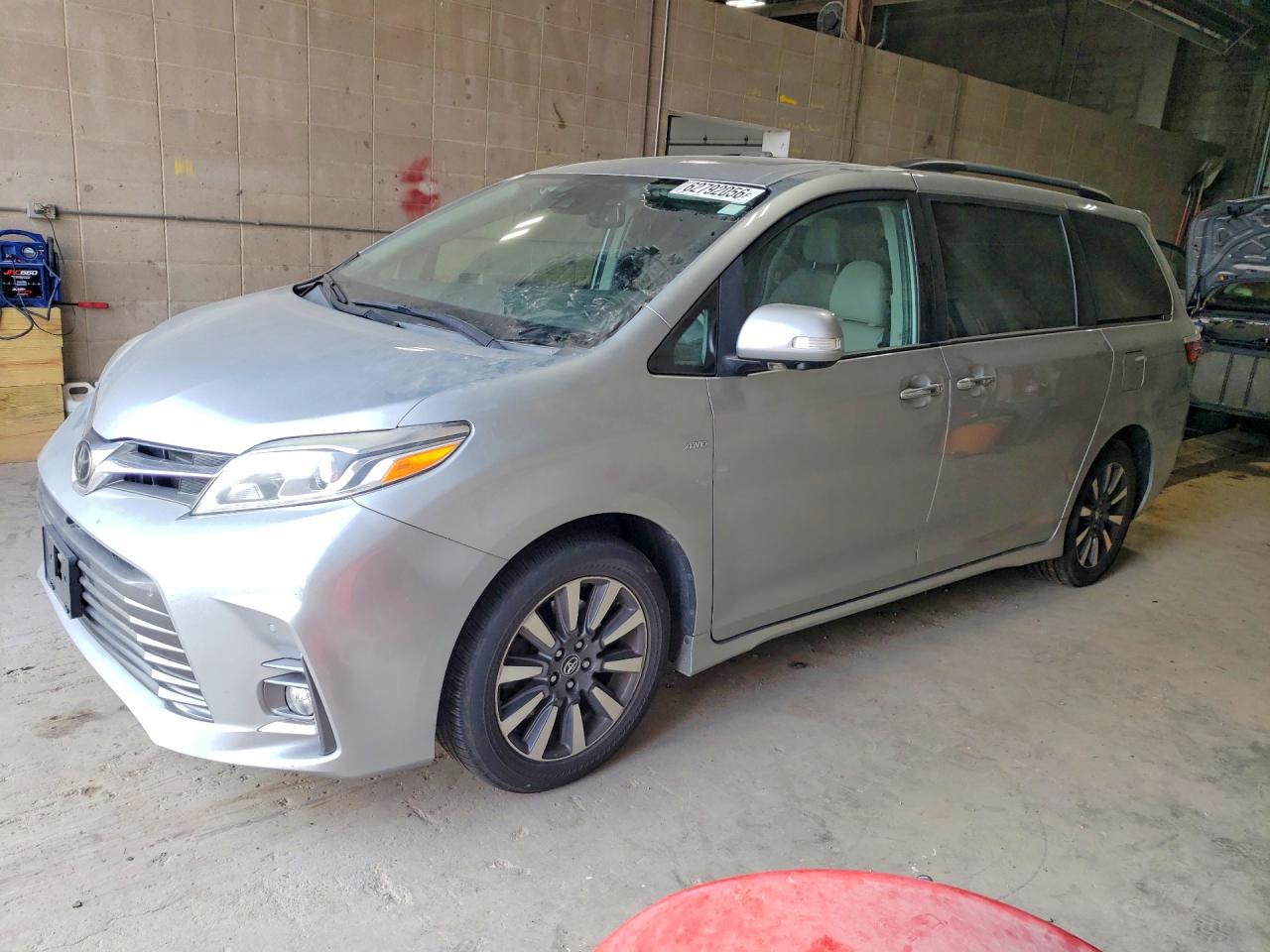 2019 TOYOTA SIENNA
