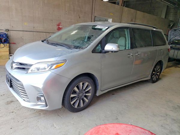 2019 TOYOTA SIENNA