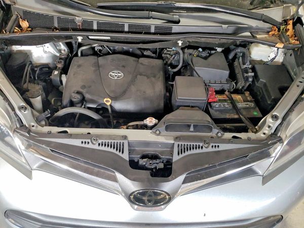 2019 TOYOTA SIENNA