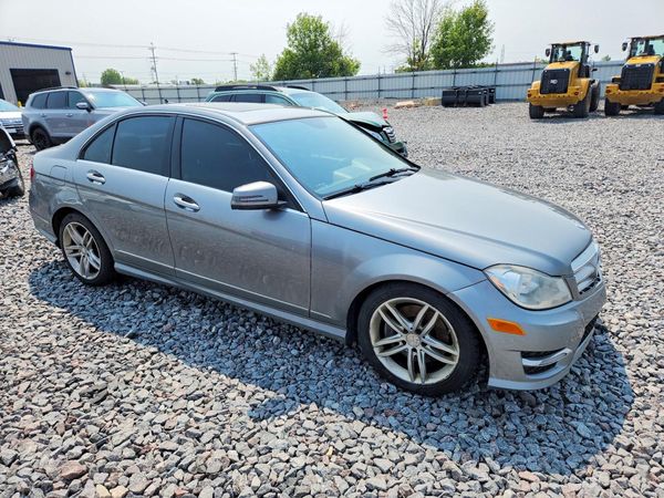 2013 MERCEDES-BENZ C C300