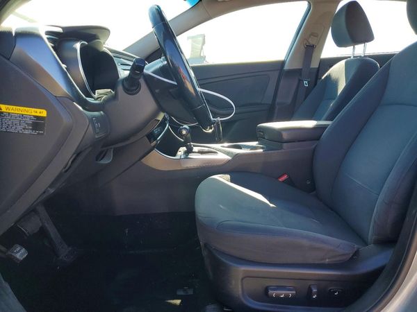 2014 KIA OPTIMA GL - Middle-low