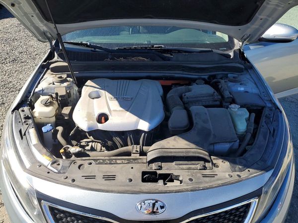 2014 KIA OPTIMA GL - Middle-low