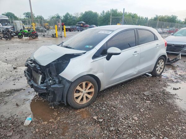 2014 KIA RIO