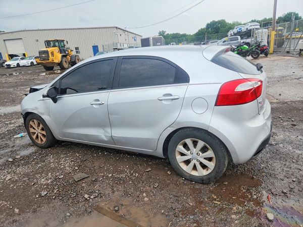 2014 KIA RIO