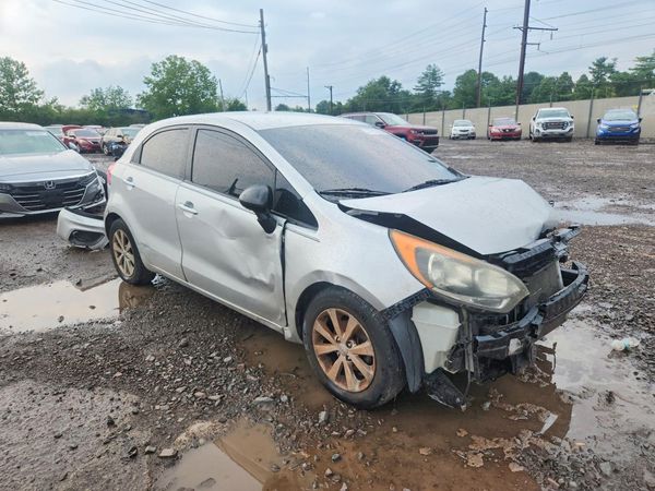 2014 KIA RIO