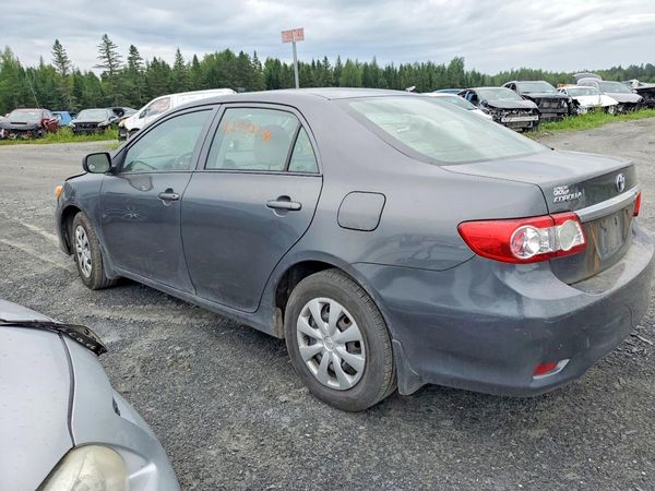 2012 TOYOTA COROLLA