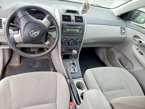 2012 TOYOTA COROLLA
