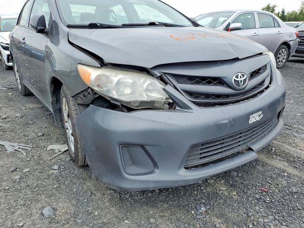 2012 TOYOTA COROLLA