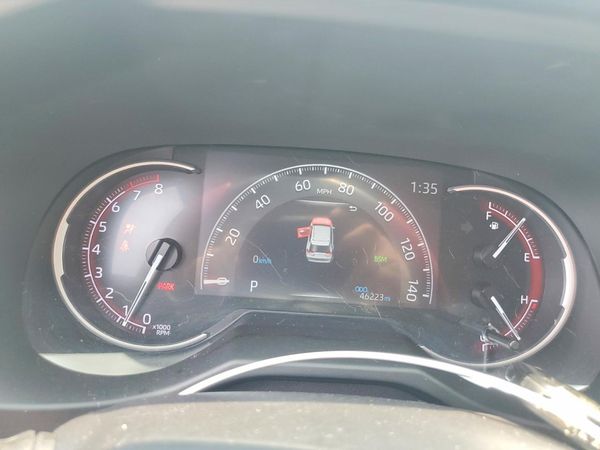 2023 TOYOTA RAV4 XLE