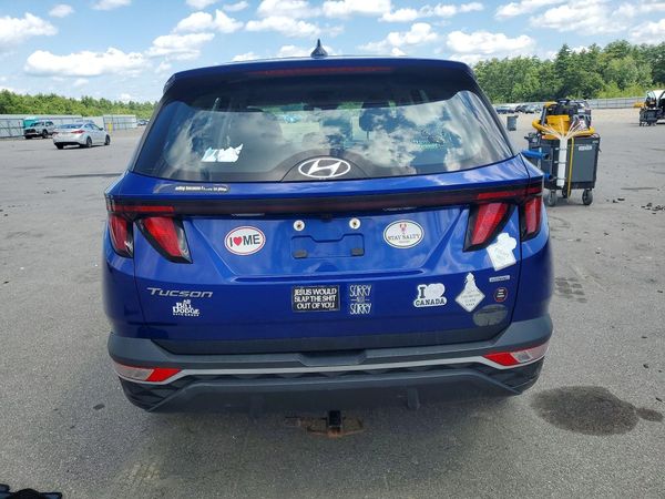 2022 HYUNDAI TUCSON SE