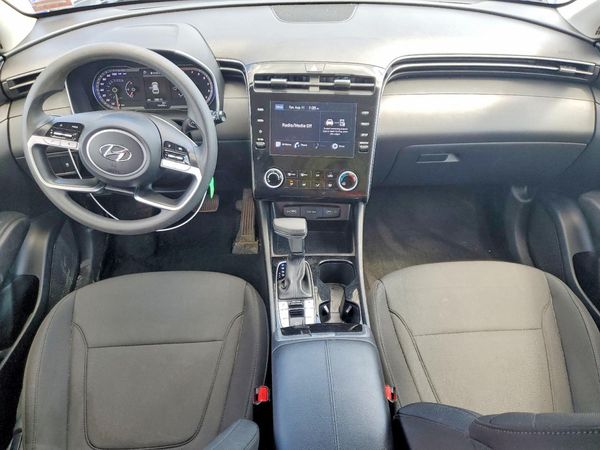 2022 HYUNDAI TUCSON SE