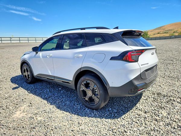 2026 KIA SPORTAGE X-LINE
