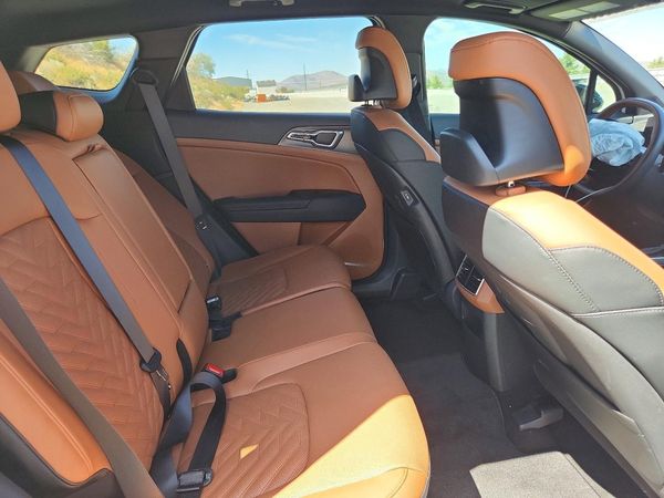2026 KIA SPORTAGE X-LINE