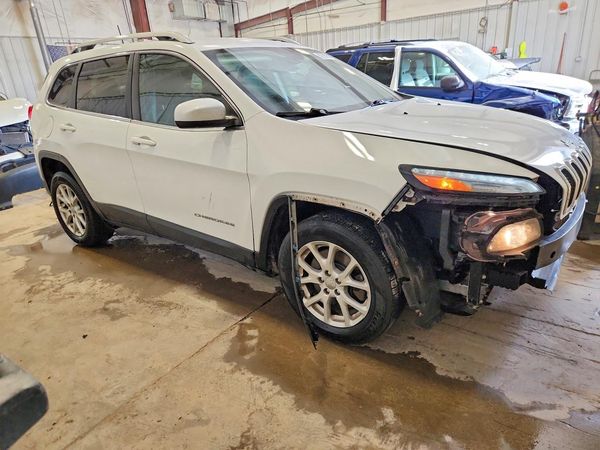 2016 JEEP CHEROKEE LATITUDE FWD