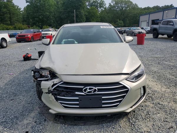2017 HYUNDAI ELANTRA