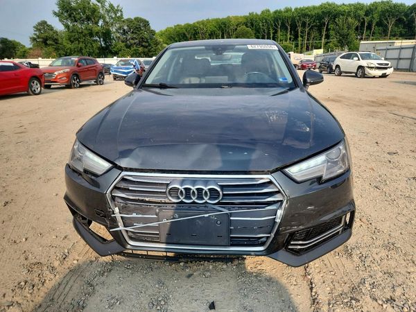2017 AUDI A4 quattro Premium