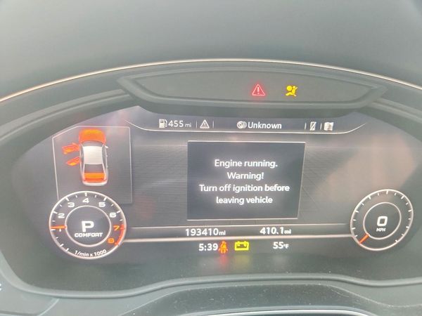 2017 AUDI A4 quattro Premium