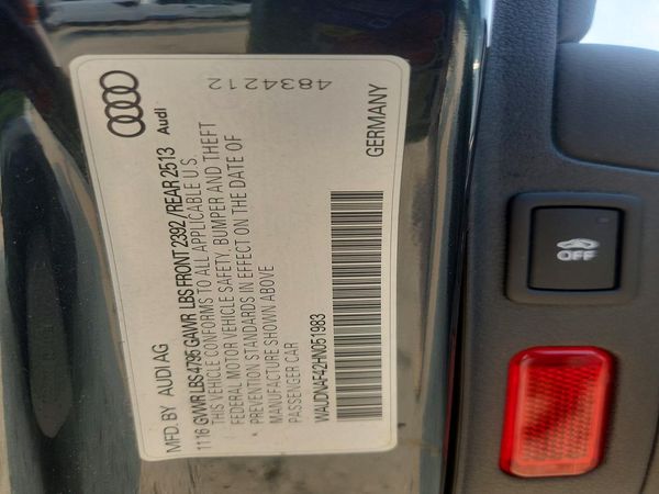 2017 AUDI A4 quattro Premium