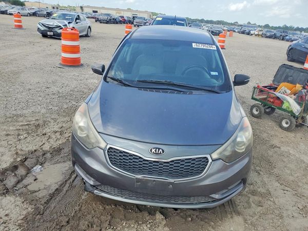 2015 KIA FORTE